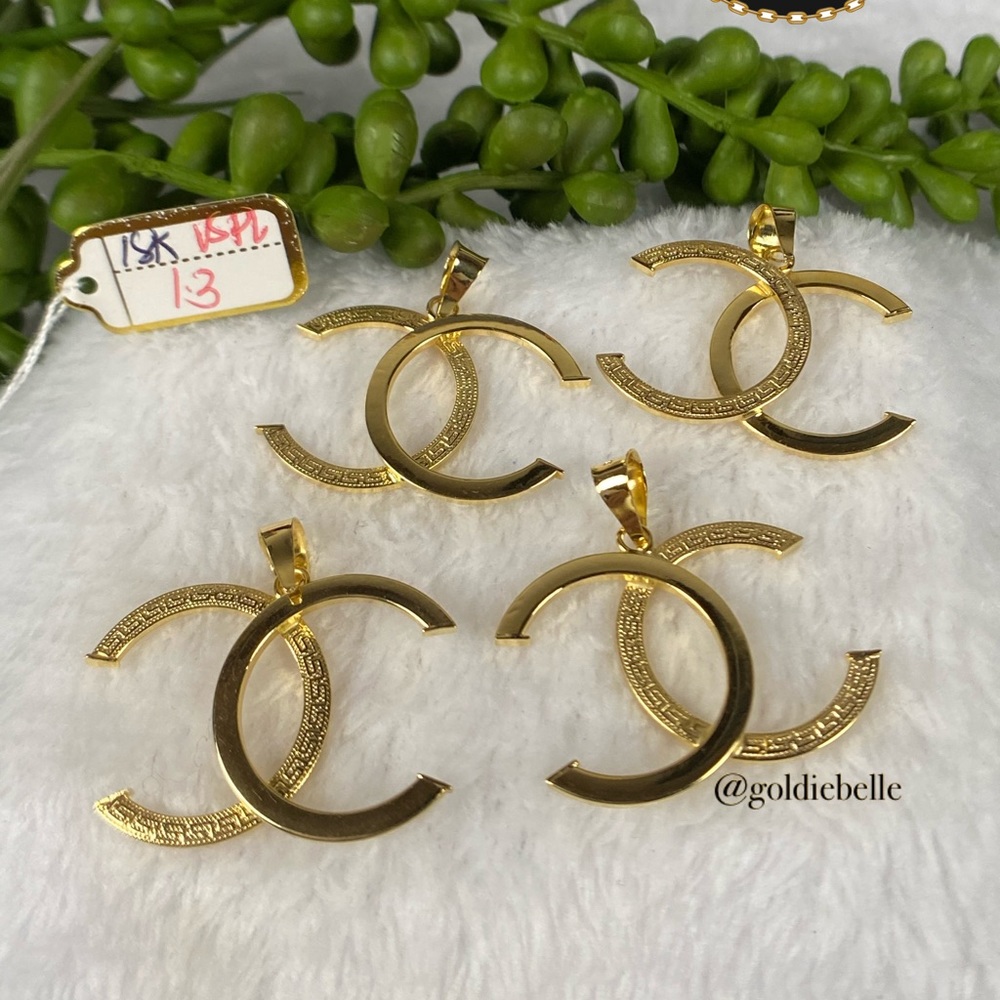18K Saudi Gold Pendants